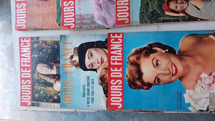 JOUR DE FRANCE. Oude tijdschriften Jour De France, Boeken, Tijdschriften en Kranten, Zo goed als nieuw, Ophalen