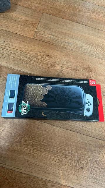 Zelda limeted edition nintendo switch covertje beschikbaar voor biedingen