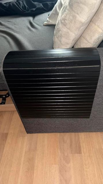 Blad armleuning van Ikea beschikbaar voor biedingen