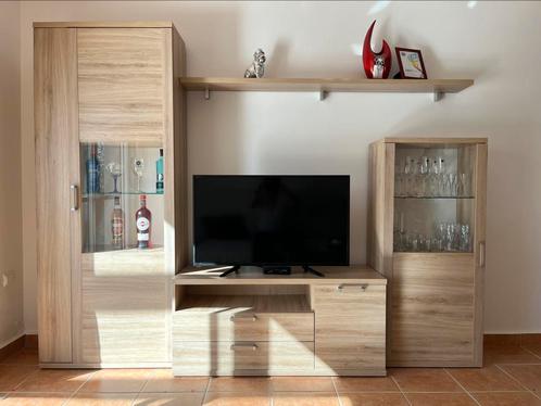 Tv-meubel + ramen, Huis en Inrichting, Kasten |Televisiemeubels, Gebruikt, Ophalen