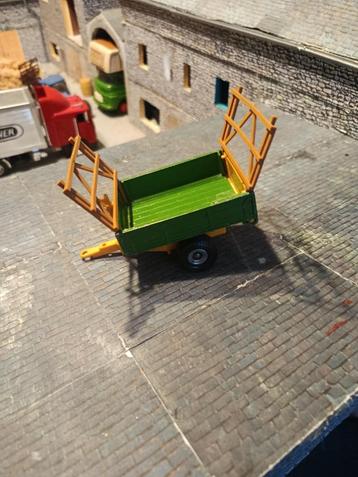 1979 Britains kiepwagen met ruwvoer beschikbaar voor biedingen