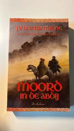 Peter Tremayne - Moord in de abdij, Boeken, Ophalen, Zo goed als nieuw, Peter Tremayne