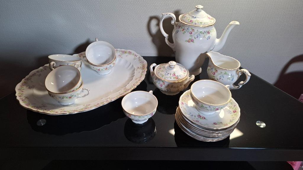 TRÈS BEAU SERVICE café de 6 tasses et sucrier porcelaine Epiag Czechoslovakia EUR 79,90 - FR