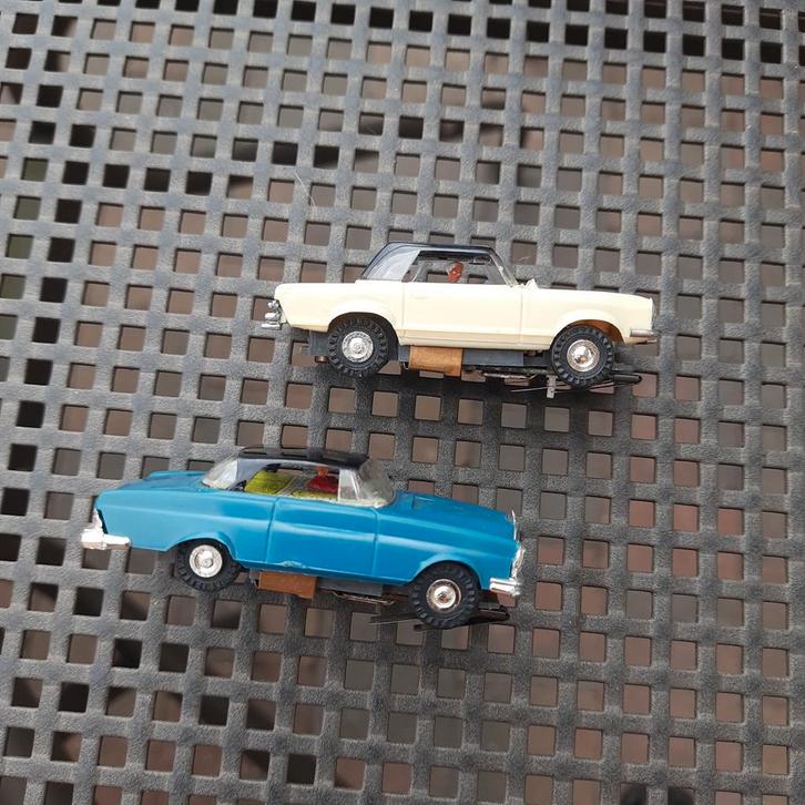 FALLER AUTOMOTORSPORT 2xMERCEDES BENZ.  * NIEUW *., Hobby en Vrije tijd, Modelauto's | 1:87, Nieuw, Auto, Overige merken, Ophalen