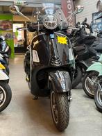 Vespa Gts 300 super E5 glanzend zwart 3 jaar garantie, Fietsen en Brommers, Ophalen of Verzenden, Nieuw