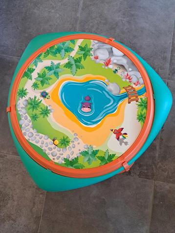 Infantino Sit, Spin & Stand Stoeltje En Speeltafel BK-203002 beschikbaar voor biedingen