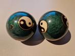 Meridiaankogels met groene Yin Yang motief cloison, Antiek en Kunst, Ophalen of Verzenden