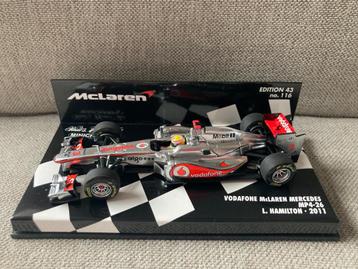 Lewis Hamilton 1:43 2011 Vodafone Mclaren Mercedes MP4-26, Enlèvement ou Envoi, Neuf, ForTwo