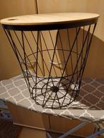 Bijzettafel of draadmand, Enlèvement