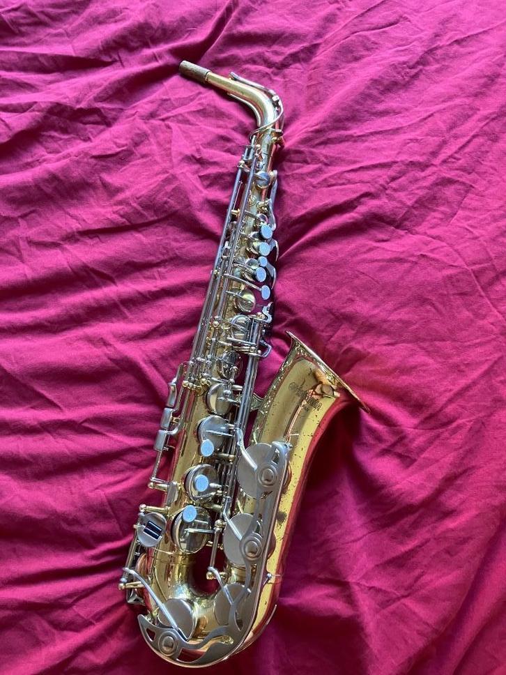 Yamaha YAS23, Muziek en Instrumenten, Blaasinstrumenten | Saxofoons, Zo goed als nieuw, Alt, Met koffer, Ophalen