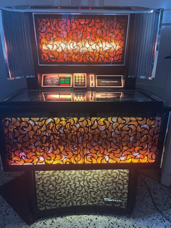 Seeburg Matador ESPS2, Collections, Machines | Jukebox, Utilisé, Seeburg, 1970 à nos jours, Enlèvement