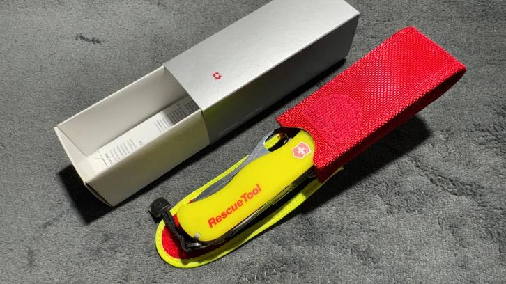 Victorinox Rescue, Caravans en Kamperen, Kampeergereedschap, Nieuw, Ophalen of Verzenden