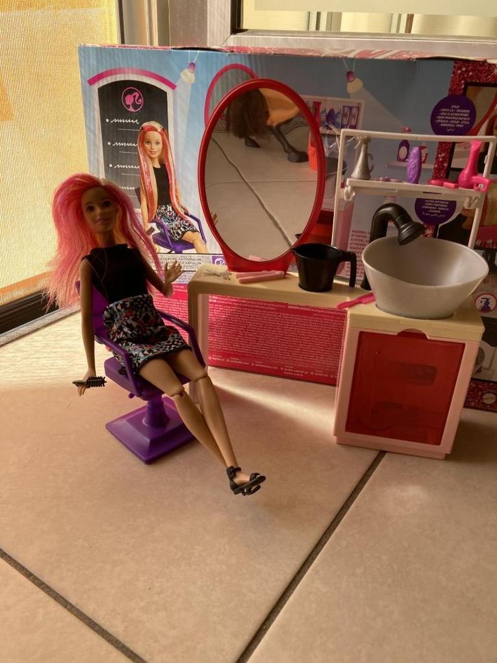 Barbie Sparkle Style Salon, Kinderen en Baby's, Speelgoed | Poppen, Gebruikt, Barbie, Ophalen