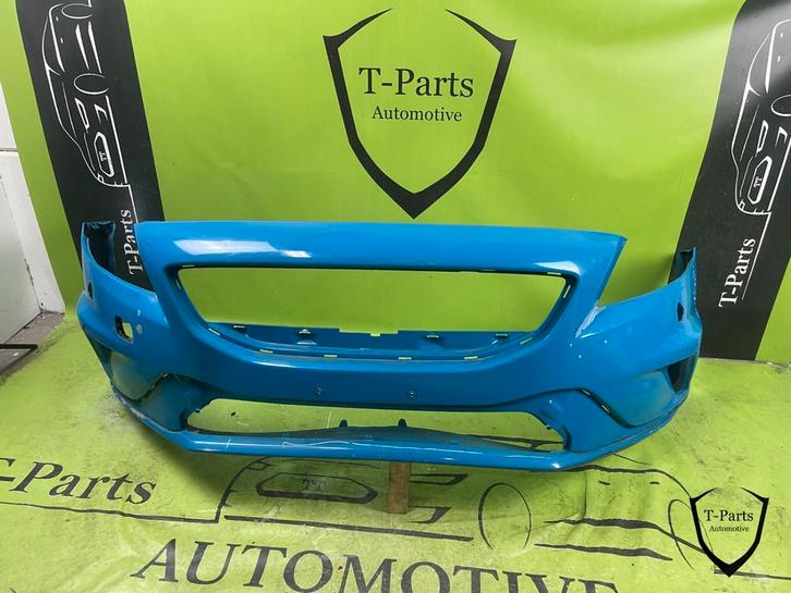 volvo v40 voorbumepr bumper R design, Auto-onderdelen, Carrosserie, Bumper, Volvo, Gebruikt