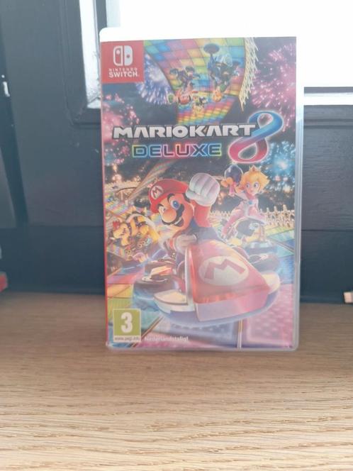 Mario Kart 8 Deluxe, Games en Spelcomputers, Games | Nintendo Switch, Zo goed als nieuw, Racen en Vliegen, Vanaf 3 jaar, Online
