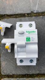 Differentieel 2p 40A 300mA, Ophalen, Nieuw, Overige typen