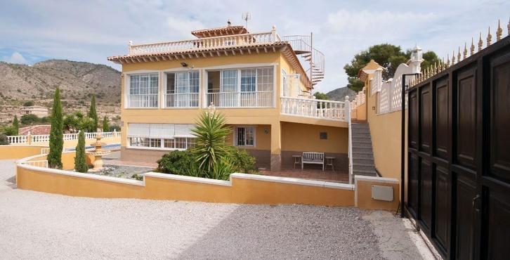 CC0596 - Charmante maison de campagne avec deux appartements, Immo, Étranger, Espagne, Maison d'habitation, Campagne