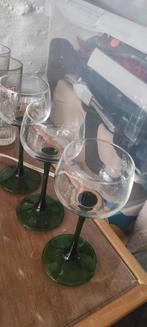 Vintage glazen Luminarc met groene voet, Antiek en Kunst, Antiek | Glaswerk en Kristal, Ophalen