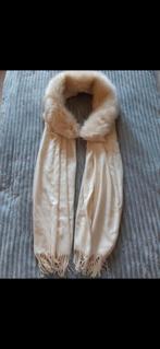 Sjaal met bontkraag in ecru, Ophalen of Verzenden, Nieuw, Sjaal
