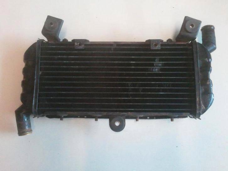 Honda VF1000F radiateur VF1000 radiator VF1000F2 radiators, Motos, Pièces | Honda, Utilisé, Enlèvement ou Envoi
