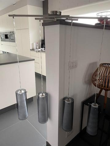 plafondverlichting beschikbaar voor biedingen