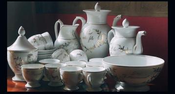 19 eeuw porselein servies, Oud Brussel  beschikbaar voor biedingen