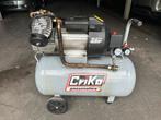 Criko-compressor met dubbele cilinder van 3 pk, Doe-het-zelf en Bouw, Compressors, Ophalen, 6 tot 10 bar, Zo goed als nieuw, 25 tot 100 liter