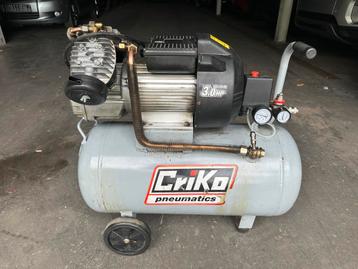 Compresseur criko 3hp double cylindre, Comme neuf, Enlèvement, 6 à 10 bars, 200 à 400 litres/min