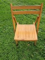 Set van 10 opvouwbare houten stoelen, Ophalen, Zo goed als nieuw