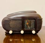 Vintage Art Deco Tesla Talisman 308U radio, 1953, MUSEUM, Antiek en Kunst, Verzenden