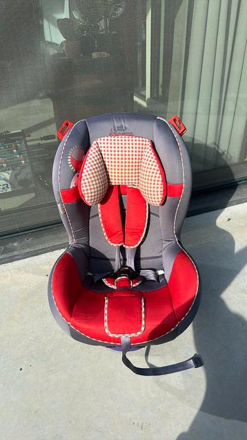 Siege auto enfant 9-25 kg Superbe état  beschikbaar voor biedingen