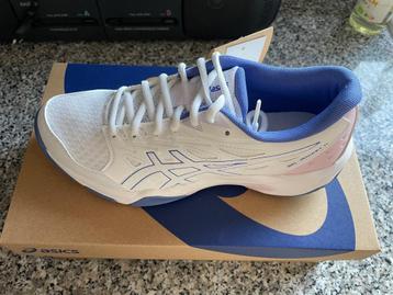 ASICS gel rocket 11 dames Nieuw indoor  beschikbaar voor biedingen