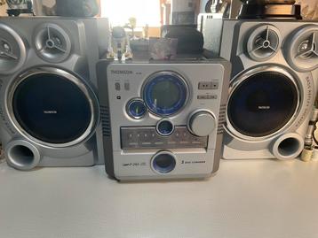 stereo radio Thomson, mini toren beschikbaar voor biedingen