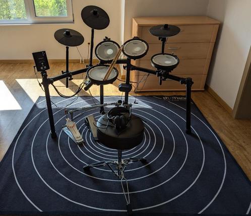 Roland TD1-DMK elektronisch drumstel met dubbele basdrum, Musique & Instruments, Batteries & Percussions, Comme neuf, Roland, Électronique