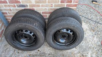 Vend roue Hiver Michelin 225 60 R16 Peugeot Citroën Ford beschikbaar voor biedingen