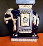 Indiaas olifantenbeeld in wit en blauw keramiek, Antiek en Kunst, Ophalen of Verzenden