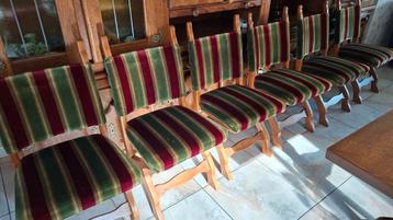 6 eetkamerstoelen. beschikbaar voor biedingen