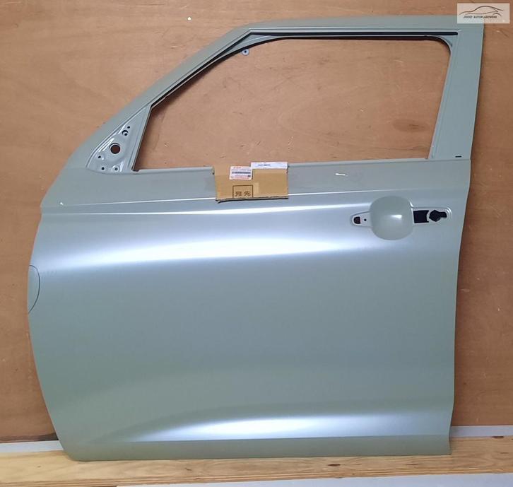 Portier orgineel nieuw Suzuki Swift VII v.a 204 68002-70T00, Auto-onderdelen, Carrosserie, Deur, Suzuki, Voor, Links, Gebruikt