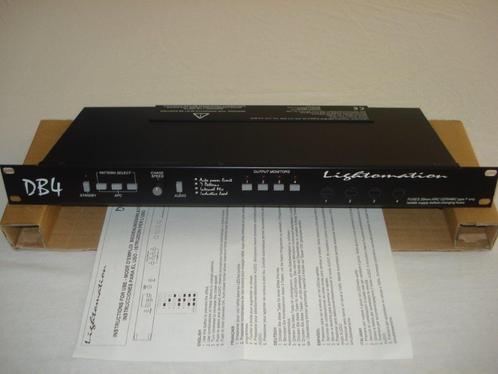 Lightmation DB4 4-kanaals chaser unit, Muziek en Instrumenten, Licht en Laser, Nieuw, Licht, Geluidgestuurd, Ophalen