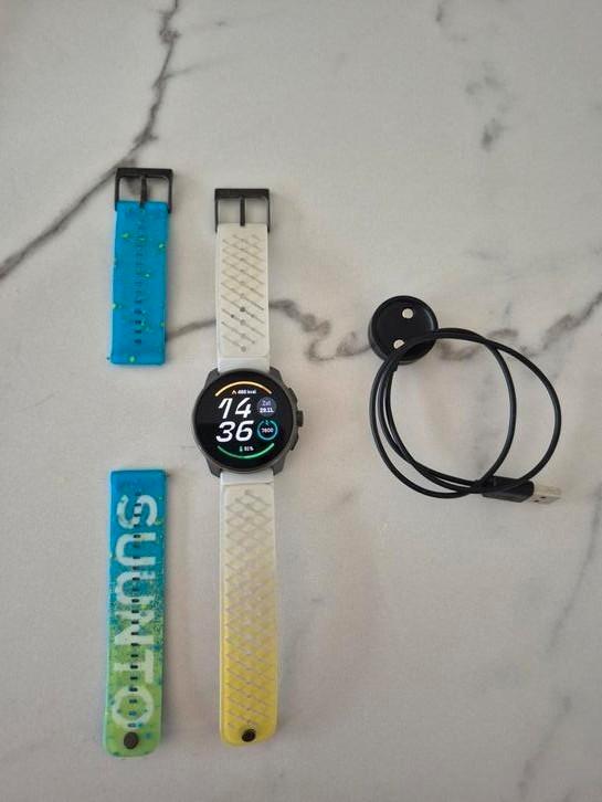 Suunto Race S titanium versie, Handtassen en Accessoires, Sporthorloges, Zo goed als nieuw, Geel, GPS, Ophalen of Verzenden