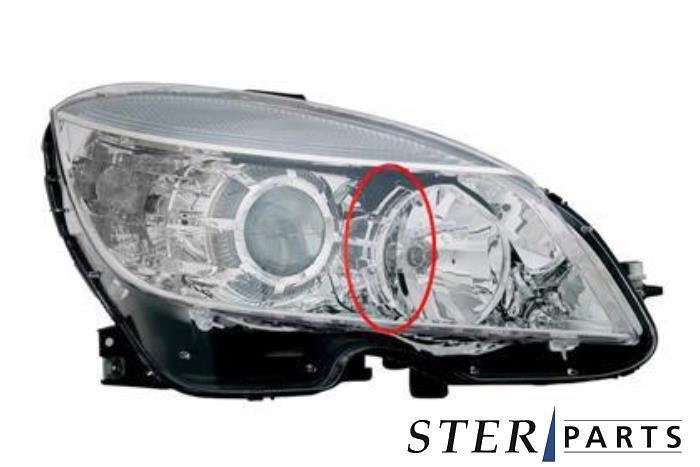 Phare droit d'un Mercedes C-Klasse, Autos : Pièces & Accessoires, Éclairage, Mercedes-Benz, Neuf, 12 mois de garantie, Enlèvement ou Envoi