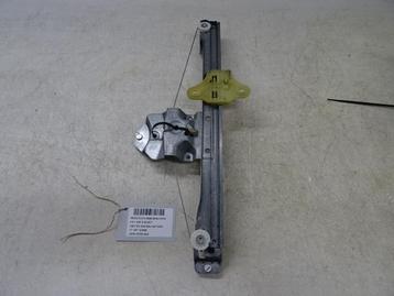 VITRE MECANISME AVANT DROIT Renault Clio IV (5R), Utilisé, Renault
