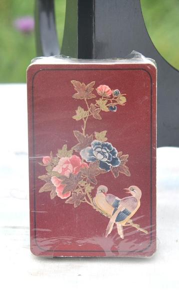 jeu de cartes neuf motif oiseau et fleurs  beschikbaar voor biedingen