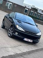 Peugeot 206 CC 1.6 Benzine Cabrio 150.000km met keuring vvk, Auto's, Peugeot, Zwart, Cabriolet, 1600 cc, Zwart