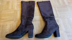 Bruine suède kniehoge laarzen maat 39, hakhoogte 7,5 cm., Enlèvement