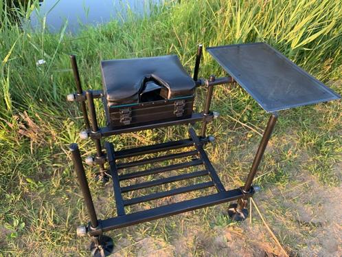 mooie viskist d25 met accessoires, Watersport en Boten, Hengelsport | Witvissen, Gebruikt, Complete set, Ophalen of Verzenden