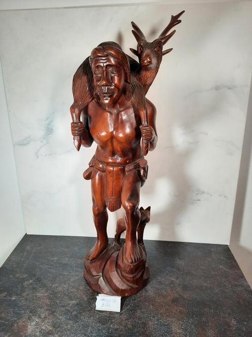 Houten gesneden beeld, Antiek en Kunst, Kunst | Beelden en Houtsnijwerken, Ophalen of Verzenden