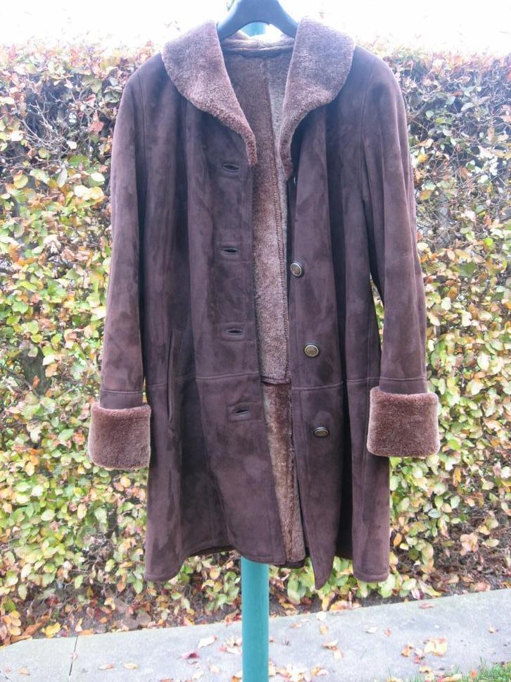 jas mouton retourné - omgekeerd lam/schaap, Kleding | Dames, Jassen | Winter, Zo goed als nieuw, Maat 38/40 (M), Bruin, Ophalen of Verzenden