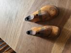 Houten mallen van kinderen schoentjes, Ophalen, Zo goed als nieuw