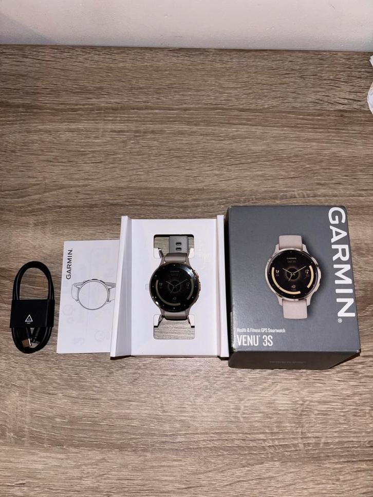 GARMIN VENU 3S, Handtassen en Accessoires, Smartwatches, Nieuw, Afstand, Calorieverbanding, Conditie, GPS, Hartslag, Hoogte, Kompas